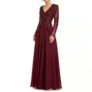 Mac Duggal Embellished Floral Lace V-Neck Illusion Long Sleeve Gown Size 14